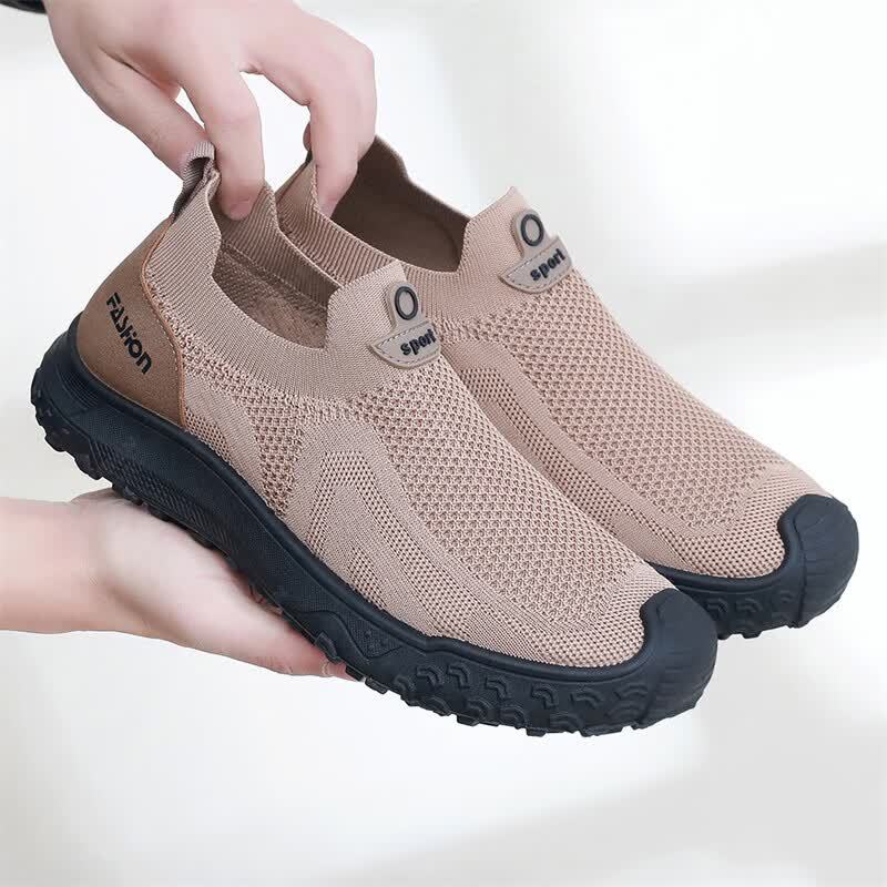 Men Shoes Ecco - รองเท้าลำลองสำหรับผู้ชายในฤดูร้อน ดีไซน์แบบสวมที่ยืดหยุ่น ป้องกันการกระแทกบริเวณนิ้วเท้า พื้นรองเท้าทนทาน เหมาะสำหรับการเดินกลางแจ้งในชีวิตประจำวัน
