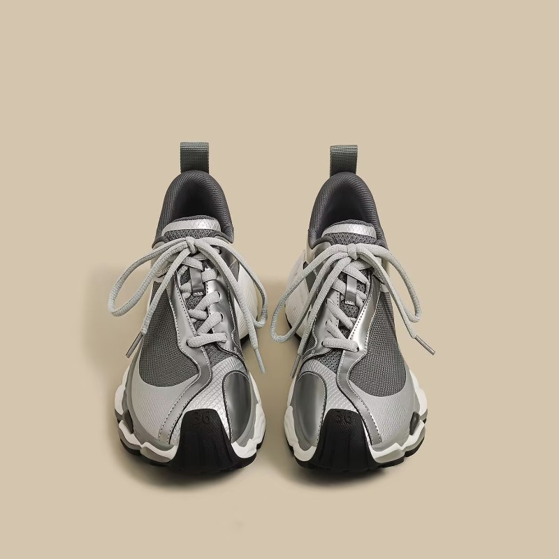 Men Shoes 2026 - รองเท้ากีฬาผู้หญิงเสริมส้นพื้นหนา รุ่นใหม่ปี 2026 กันลื่น ระบายอากาศได้ดี เหมาะสำหรับวิ่งกลางแจ้ง