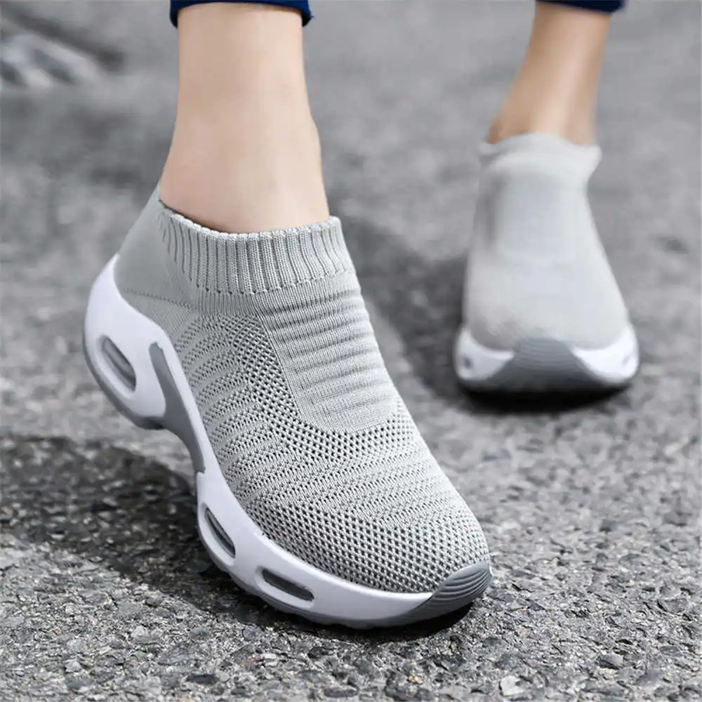 รองเท้าบูทส้นสูงไซส์ใหญ่เบอร์  - Casual Sneaker Low บทวิจารณ์และราคา
