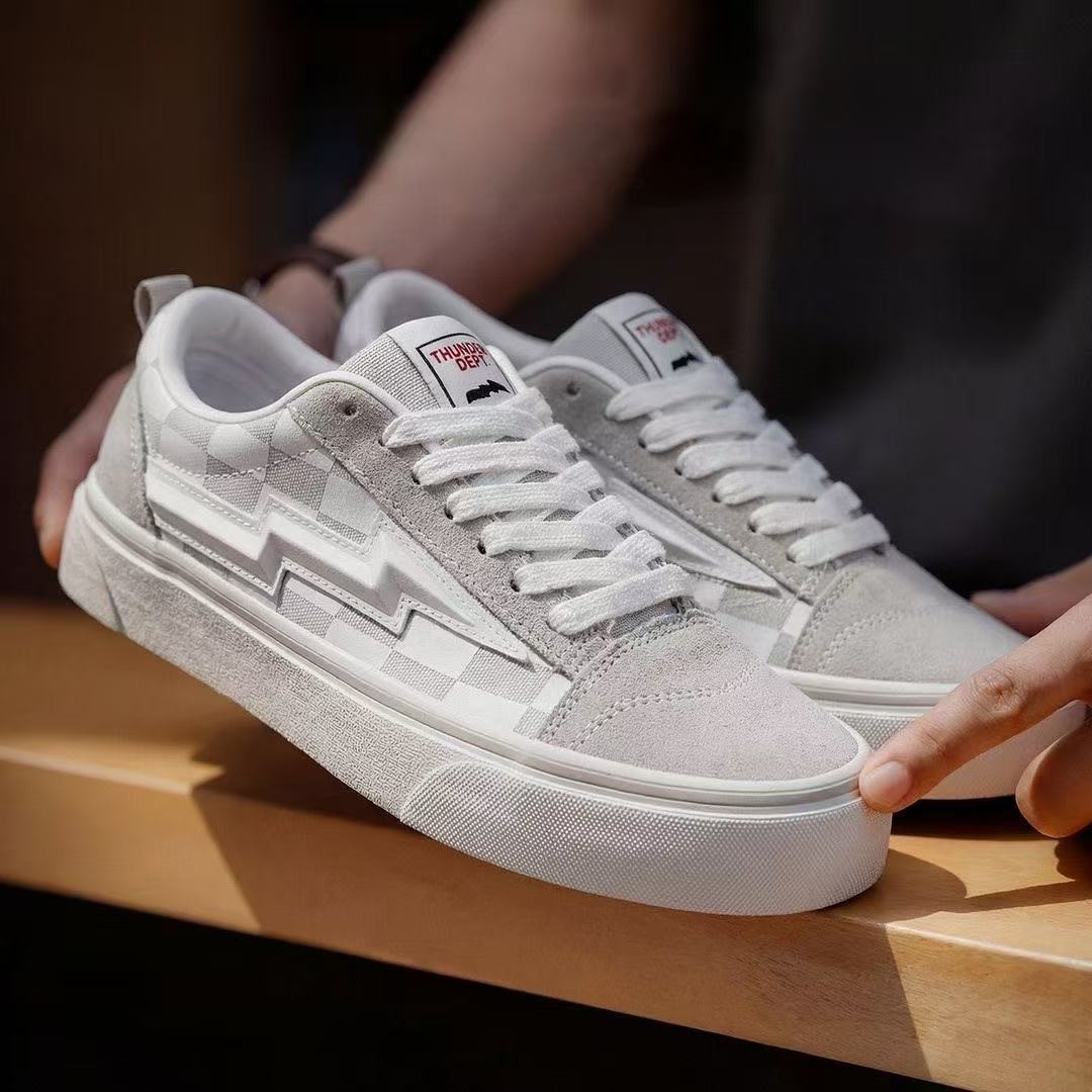 รองเท้าผ้าใบแฟชั่นตาข่ายใส่สบา - Men Shoes 2026 บทวิจารณ์และราคา